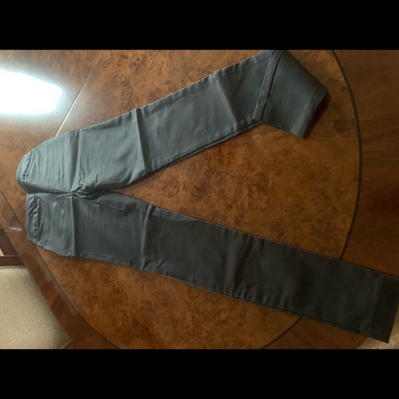 I love Tyler Madison pants - Picture 7 of 8